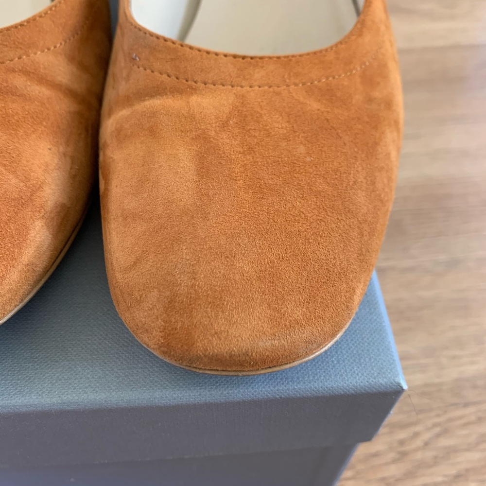 Everlane Suede Day Heel - Picture 5 of 11